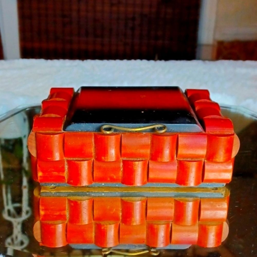 Vintage Unique Cut Cherry   Wood Simply Trinket Box Stamped Florence  Italy‎